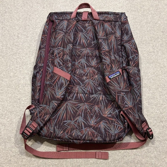 NWT Patagonia Fieldsmith Roll-Top Pack 30L - Picture 4 of 9